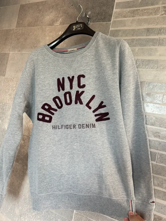 Sweat Hilfiger Denim NYC Brooklyn – Taille S