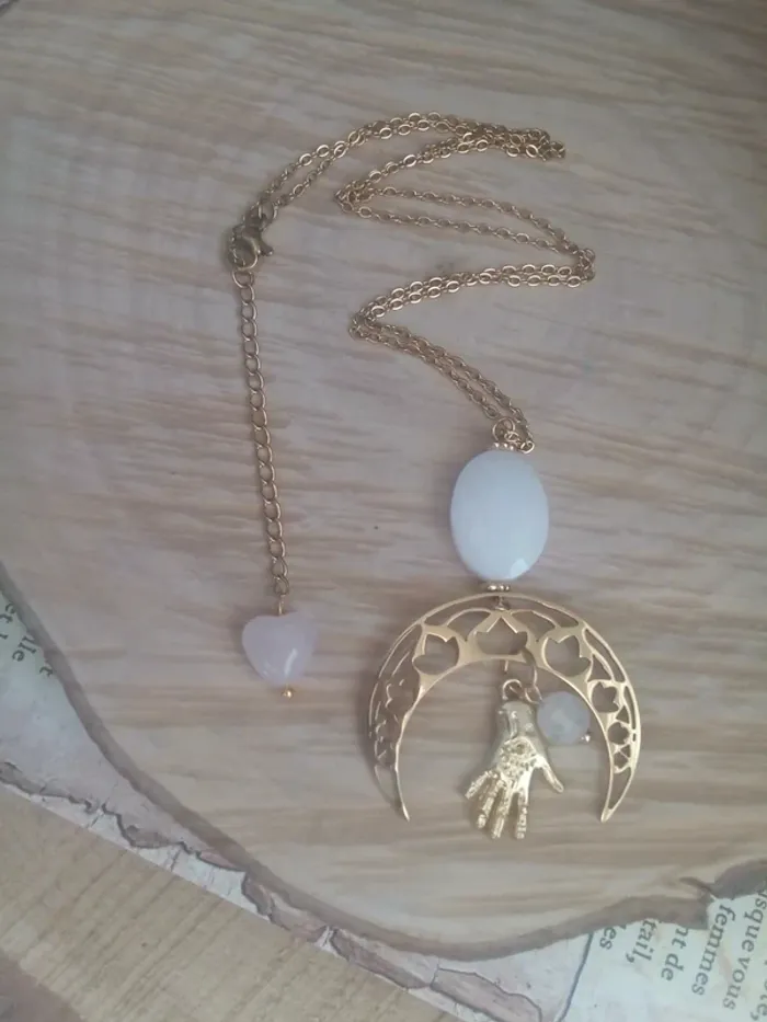 Collier protection en pierres naturelles - photo numéro 2