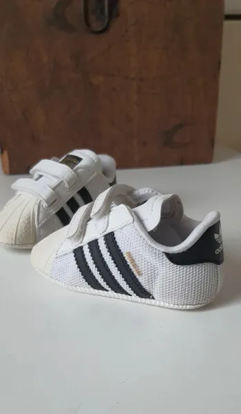 Baskets "Adidas" mixte pointure 19