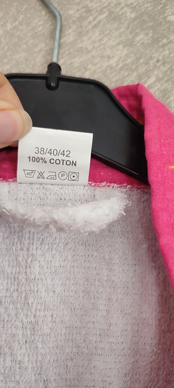 Peignoir Ines de la Fressange taille 38/40/42 - photo numéro 2