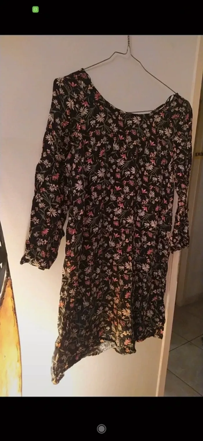 Robe fleurie 🌻Forever 21 taille 36 - photo numéro 2