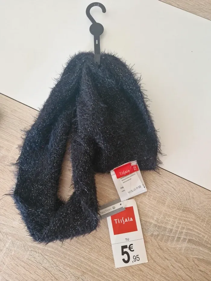 Écharpe fillette neuve