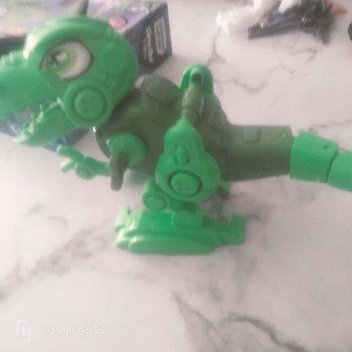 Dinosaure interactif démontable