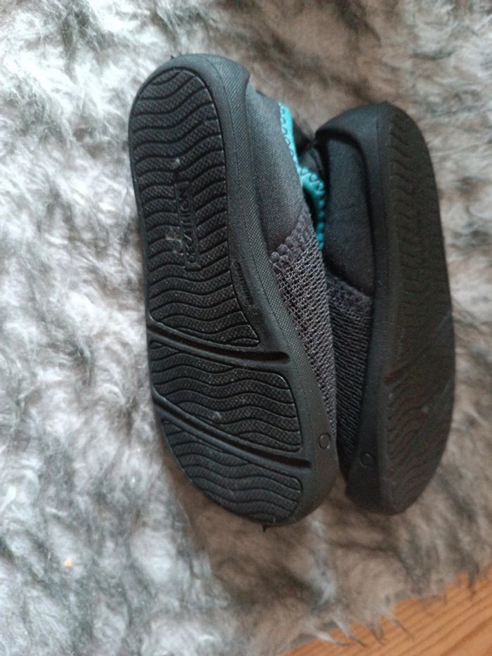 Chaussure chausson de danse decathlon noir neuve taille 22 sans étiquette non porté - photo numéro 4