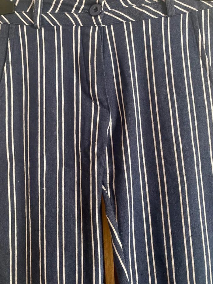magnifique pantalon femme a rayure tres bon etat taille 38 - photo numéro 4