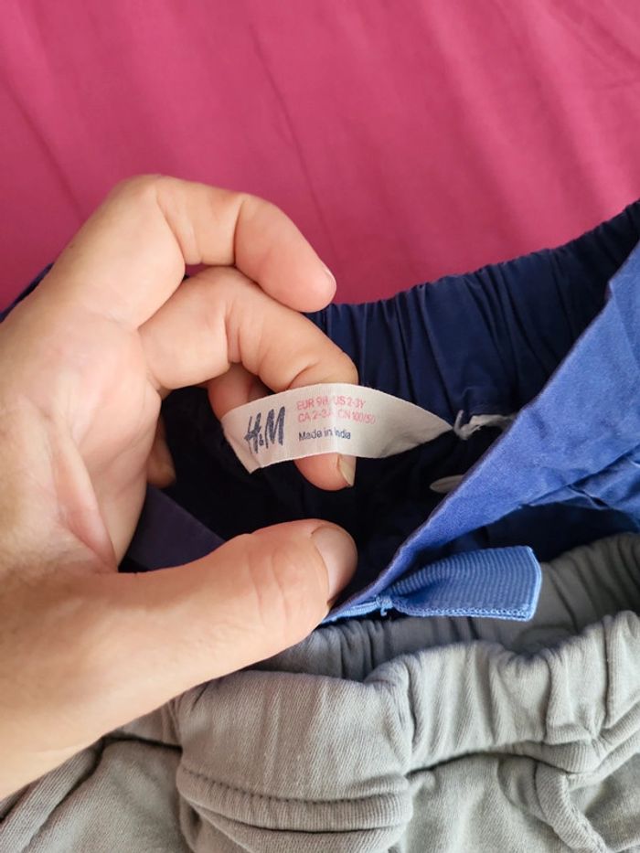 Taille 2-3ans jupe de marque H&M et short jupe piu et nau 2-3ans - photo numéro 3