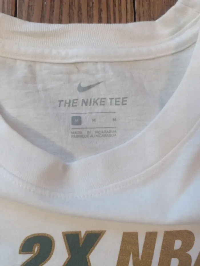 T-shirt NBA Milwaukee bucks 2021 champions nike tee M - photo numéro 5
