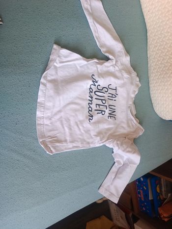 Tee shirt