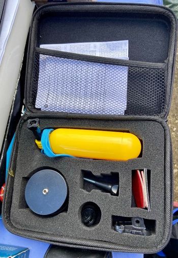 Accessoires pour go pro avec pochette jamais servi