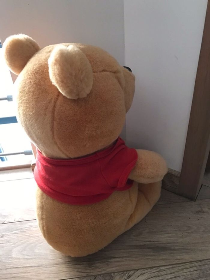 Peluche Winnie l’ourson the Pooh - photo numéro 3