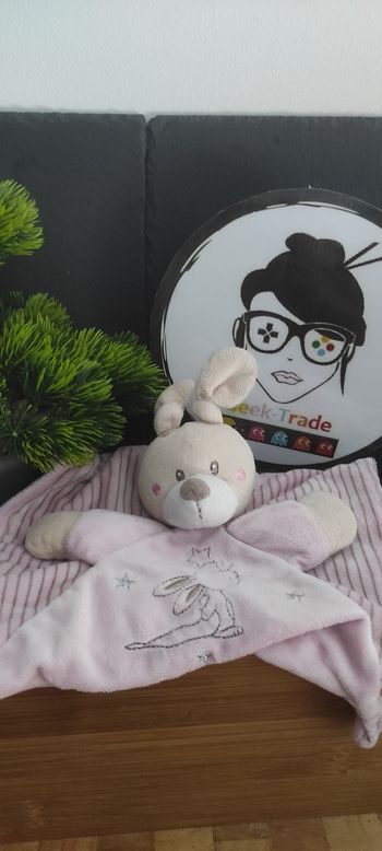 doudou lapin rose beige marron blanc simba toys étoiles rayure rayé argenté Plat