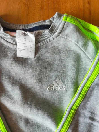 Pull Adidas pour garçons 2-3 ans