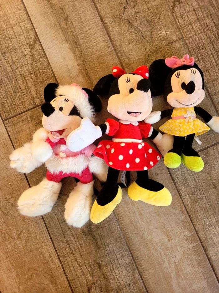 Lot de 3 peluches disney minnie