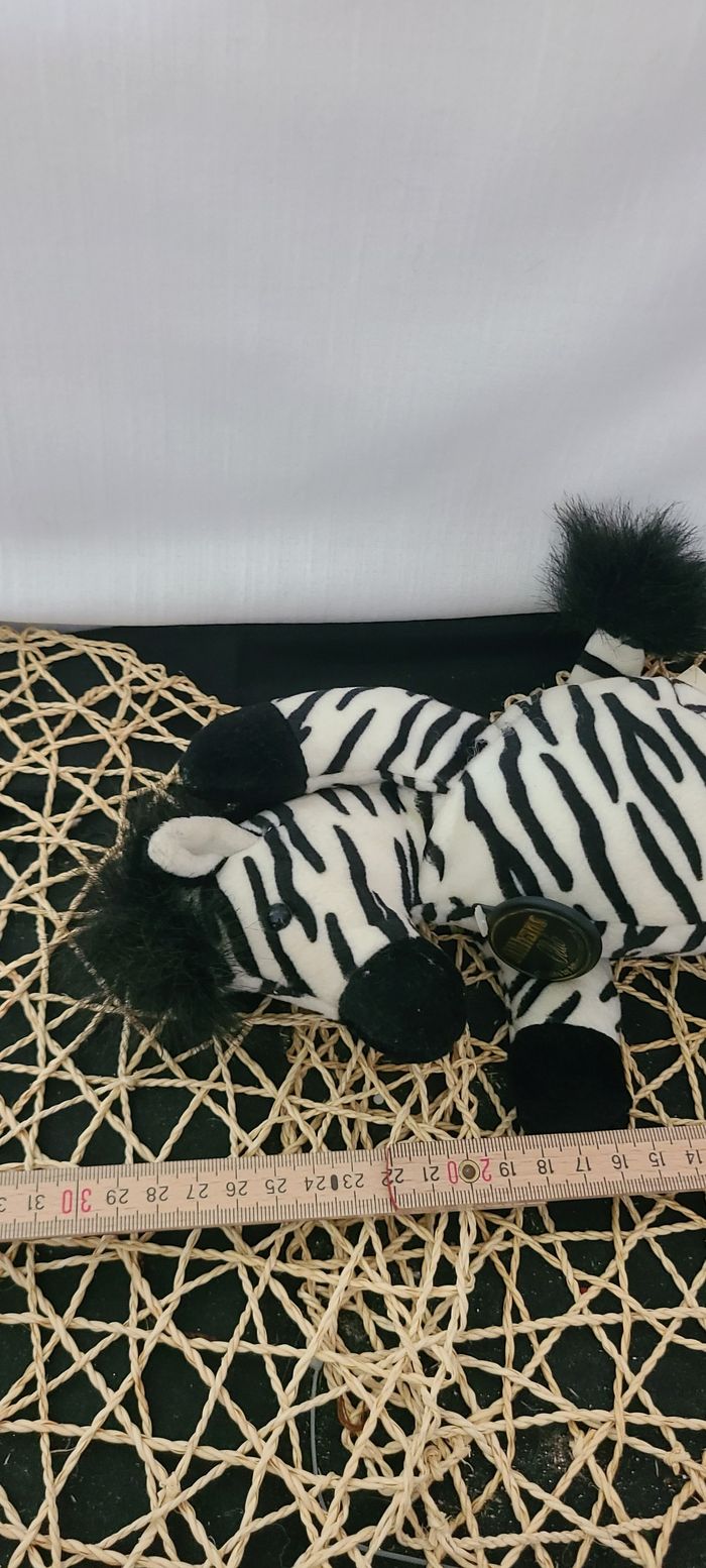 DOUDOU PELUCHE ALTHANS CLUB ZEBRE BLANC NOIR - photo numéro 4