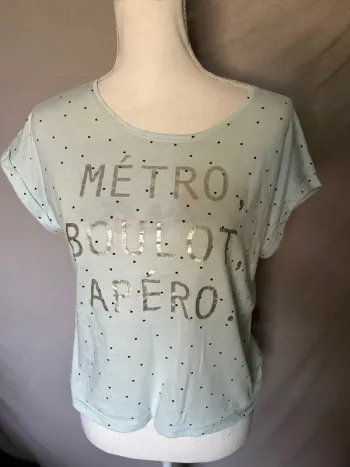 tee shirt
