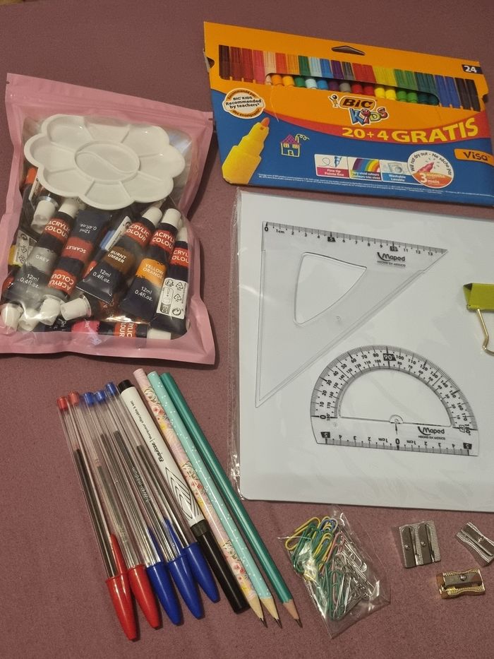 Lot fourniture scolaire - photo numéro 2