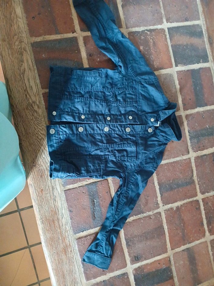 Veste 3 ans neuve
