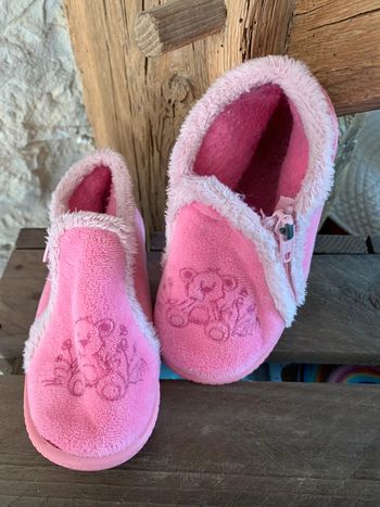 Chaussons taille 23
