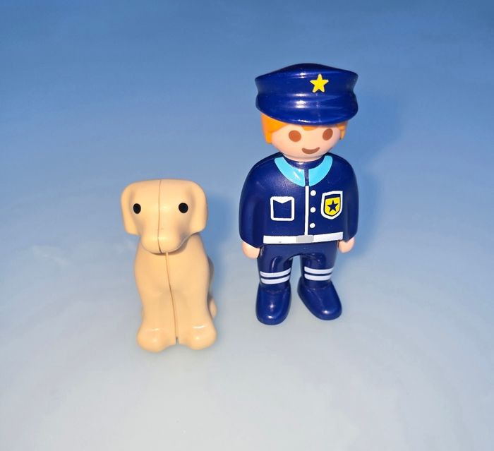 123 playmobil 70408 policier et chien complet
