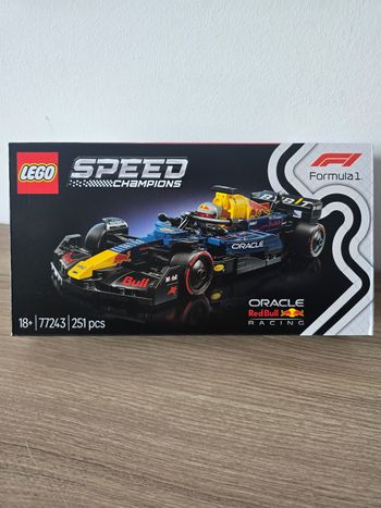 Lego speed champions  77243 f1 red bull