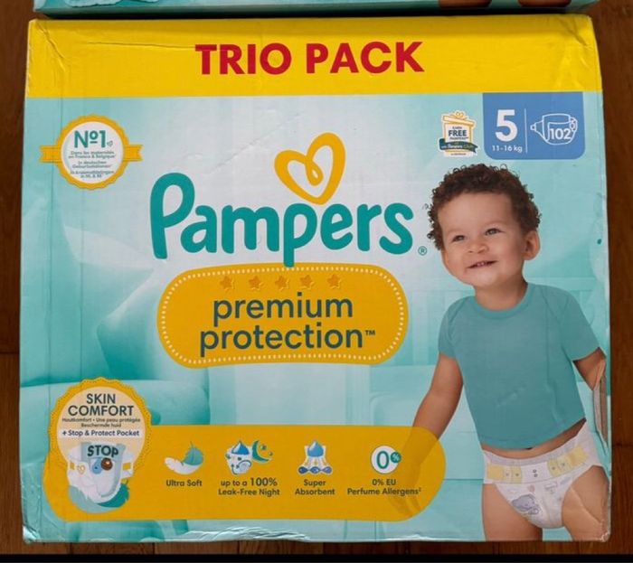 1 carton de couches Pampers taille 5