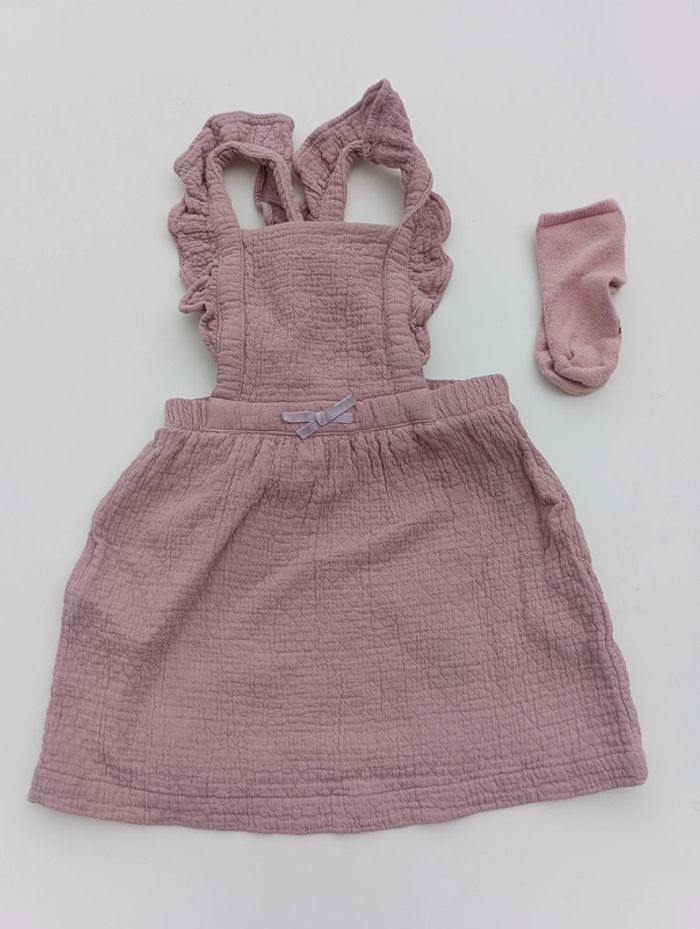 Très belle robe 24 mois en très bon état