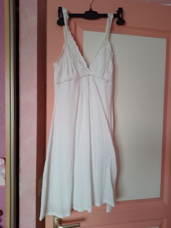 Robe blanche d été