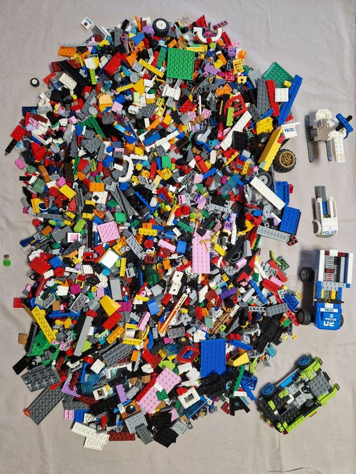 3kg de lego en vrac tous univers - photo numéro 1