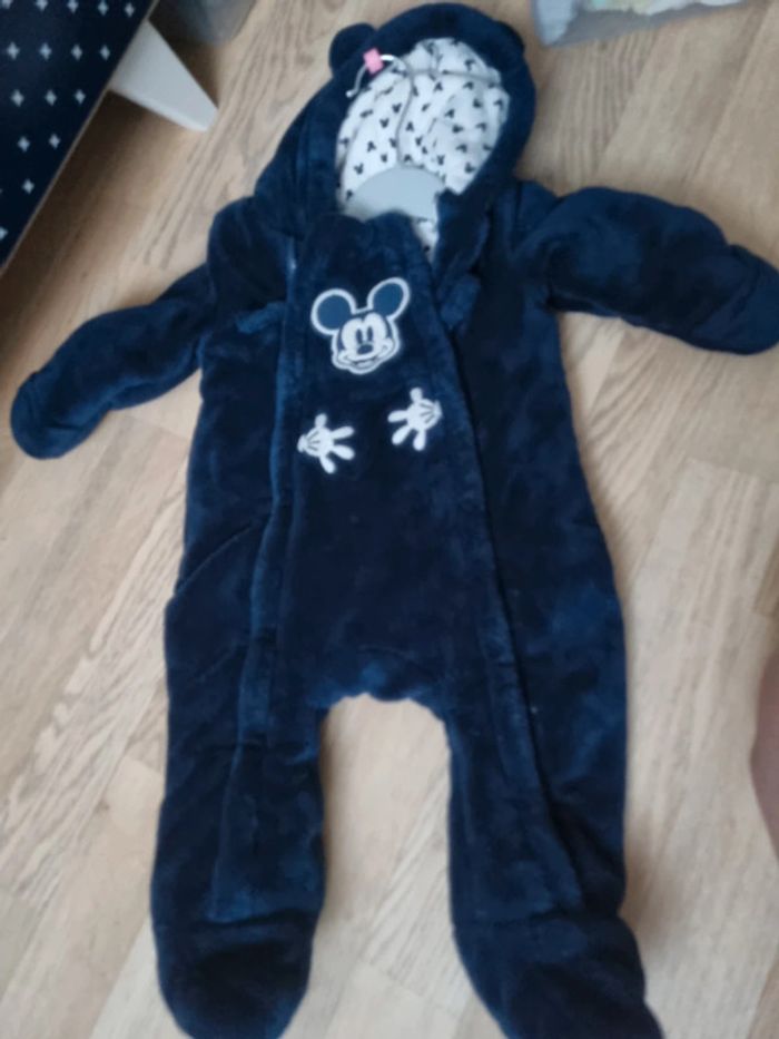 Combinaison mickey