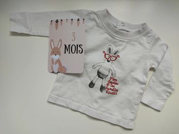 Tee-shirt manches longues taille 3 mois