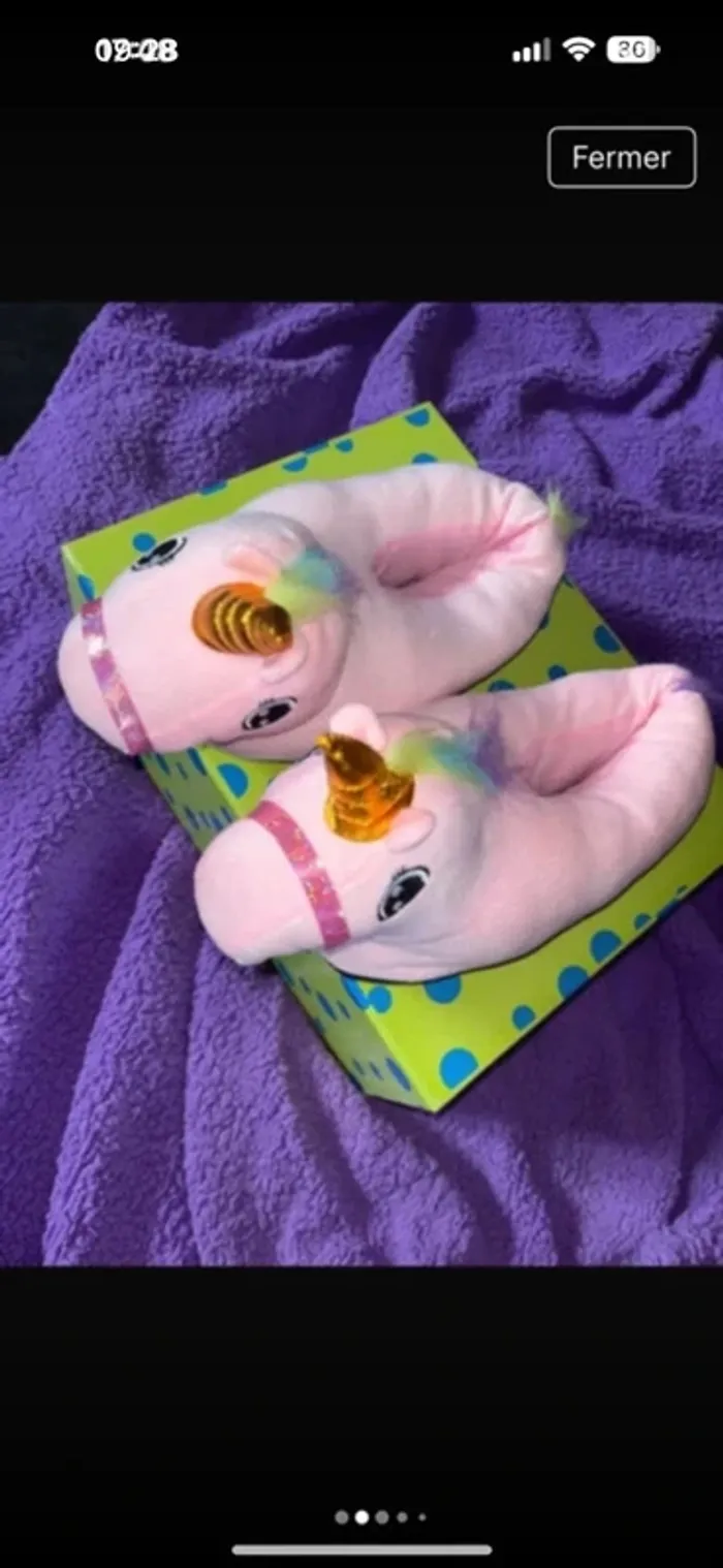 Chaussons neufs 🦄 licorne 38/39 - photo numéro 4