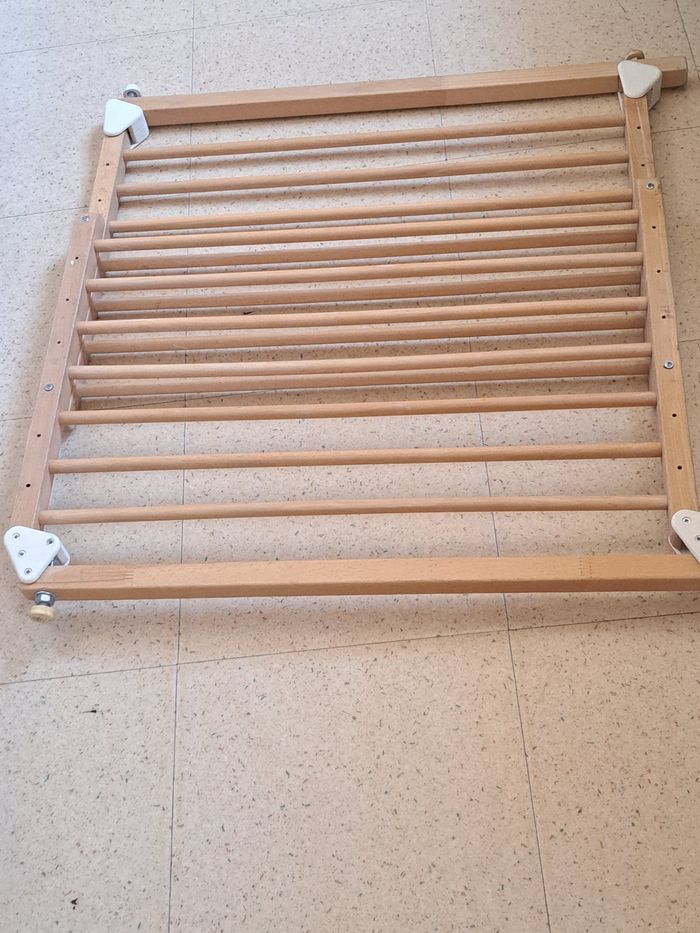 Barrière Sécurité Extensible en bois - photo numéro 5