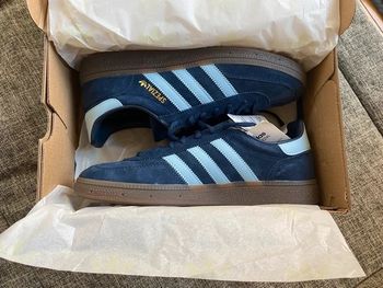 Adidas Spezial Earth Strate40