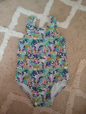 Maillot de bain Bb fille bleu ciel à motifs 4 ans