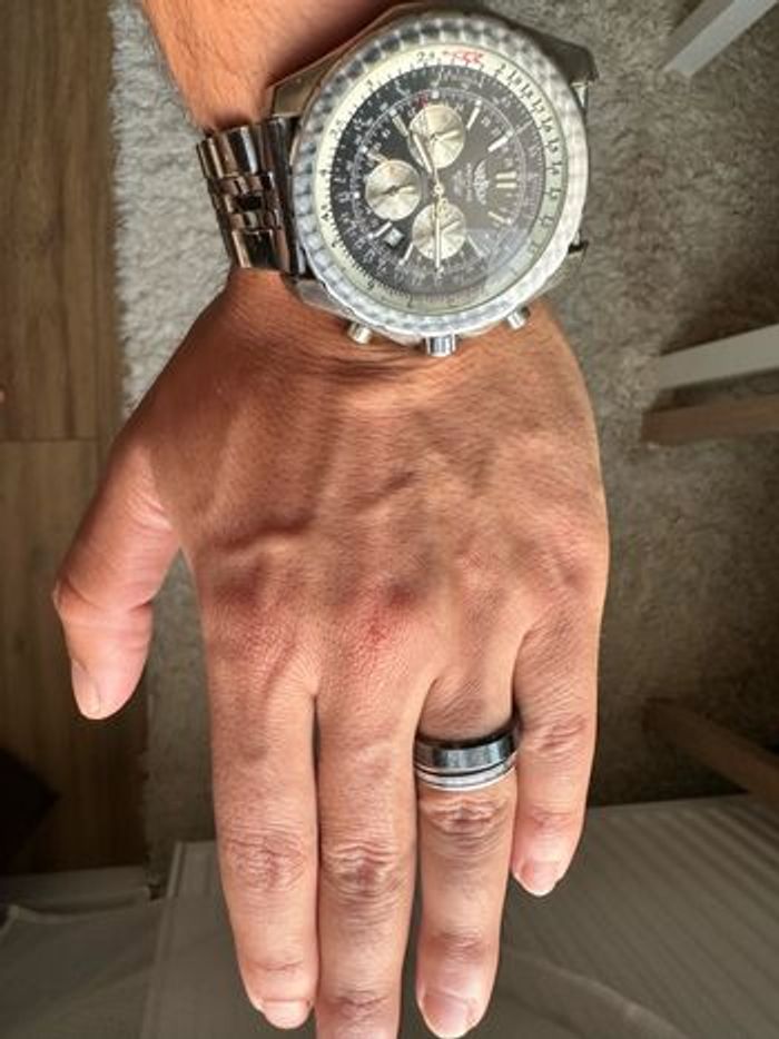 Montre chic pour homme - photo numéro 1