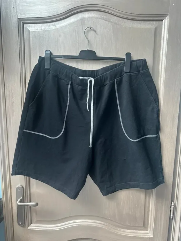 Short noir taillissime 6XL - photo numéro 2