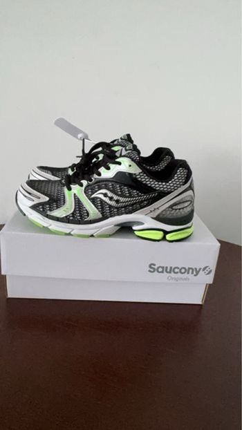 Saucony