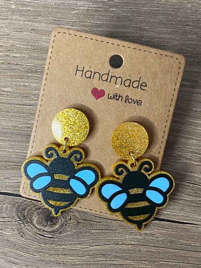 Paire de boucles d'oreilles abeilles