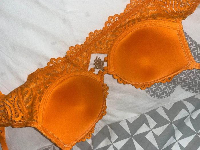 Soutien gorge orange très joli - photo numéro 8