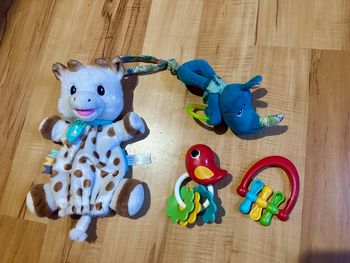 Lot de jouets / hochets