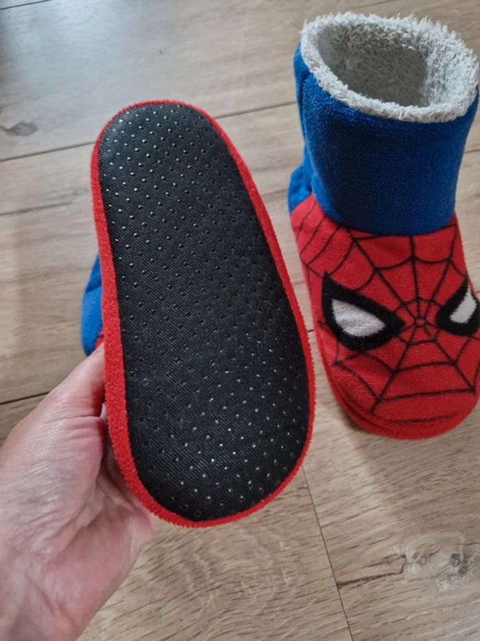 Chaussons Spiderman 27-28 - photo numéro 2