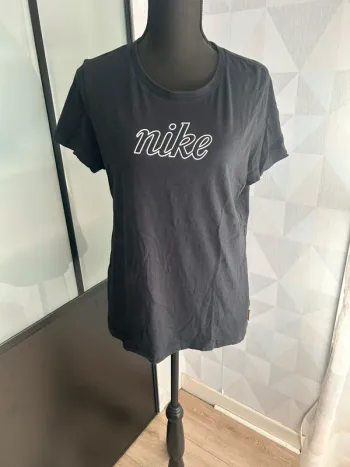 Tee shirt Nike noir taille L