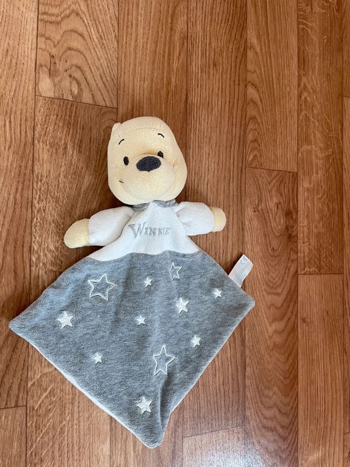 Doudou winnie l ourson