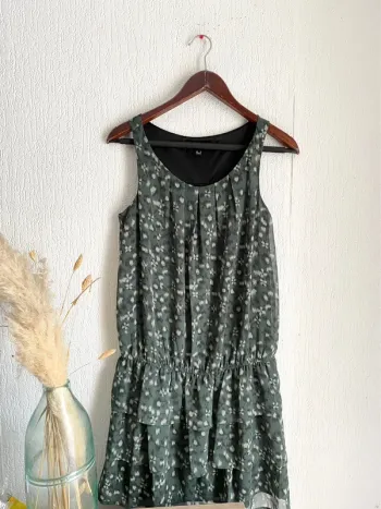 Robe mango verte léopard taille m 38