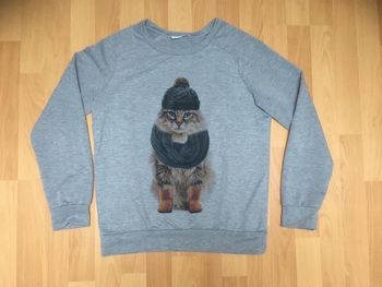 Sweat gris Cache Cache Taille 1 (3€50)