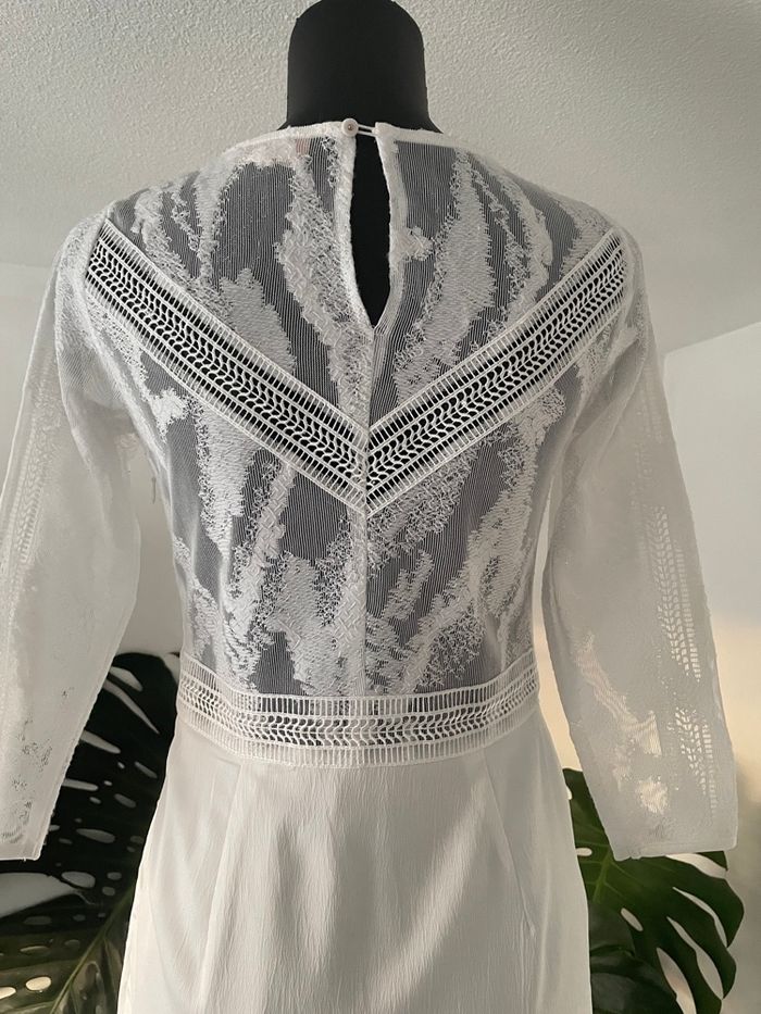 Robe blanche en dentelle – White and More – T.36 - photo numéro 5