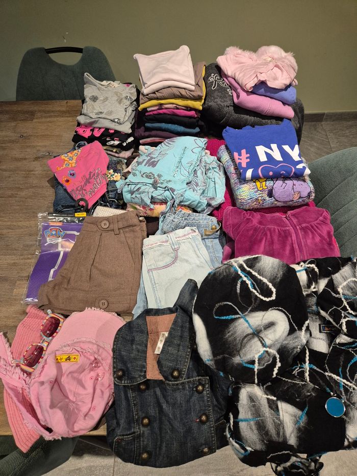 Lot vêtements 6 ans fille