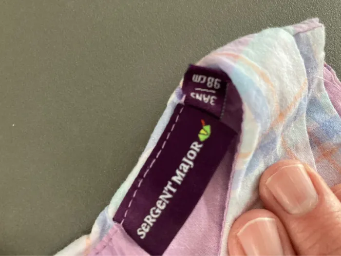 Robe sergent major 3 ans en très bon état - photo numéro 2