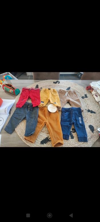 Lot 6 pantalons bébé garçon 9 mois