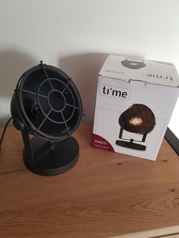 Superbe lampe à poser en métal noir But neuve